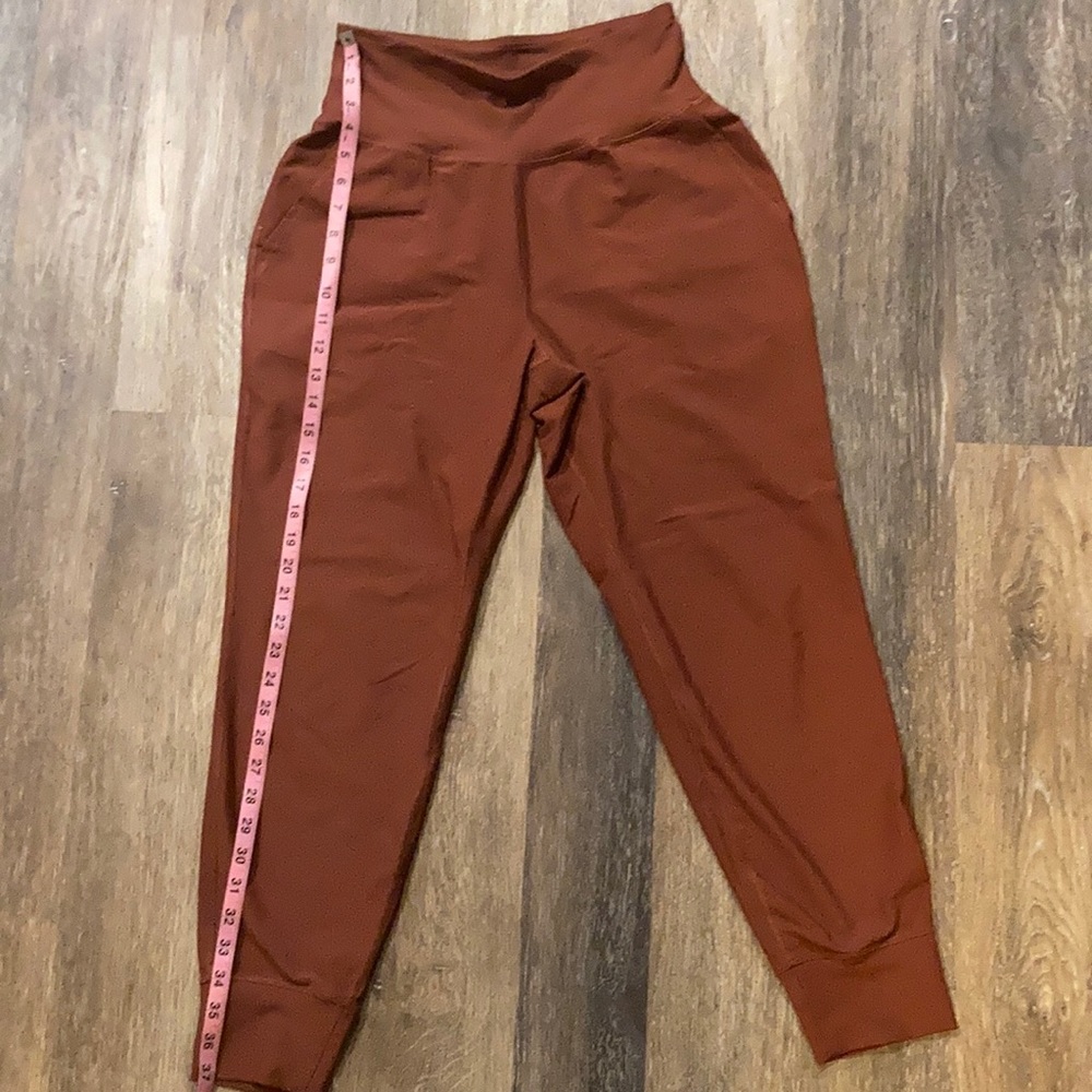 Old Navy Elevate Joggers